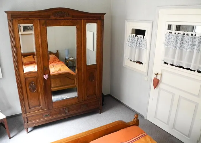 Altes Winzerhaus Casa de Férias *